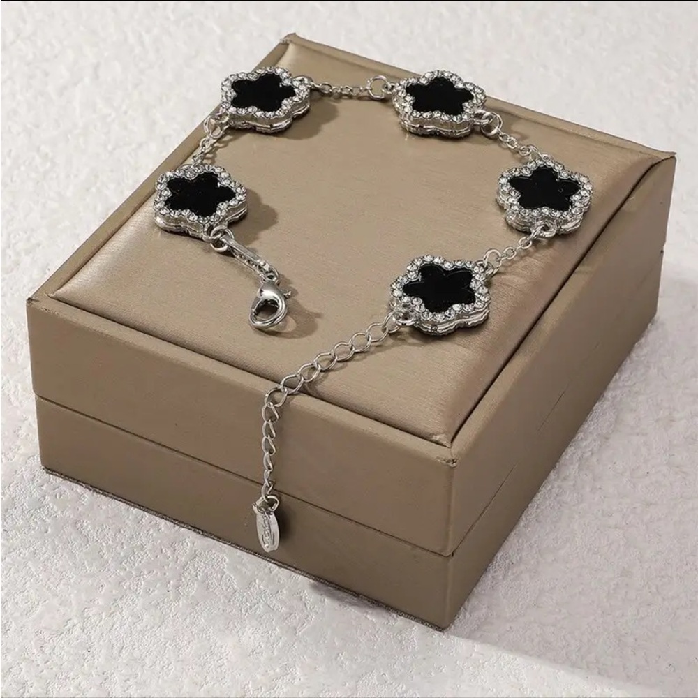 Sterling Silver Black Clover Cubic Zirconia Bracelet - Picture 1 of 1